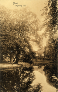 15938 Gezicht op de vijver in het park van Slot Zeist te Zeist uit het zuidwesten; met op de achtergrond de achtergevel ...